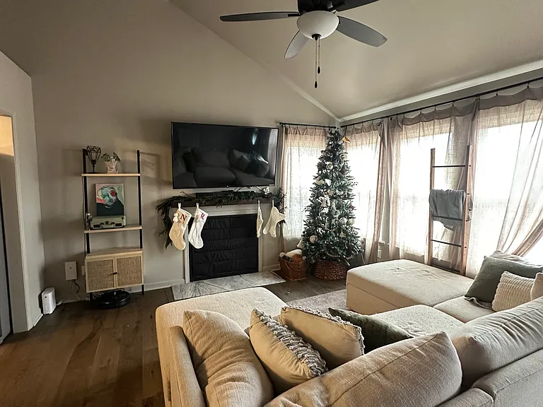 857 Stoner Mill Ln — Photo 2