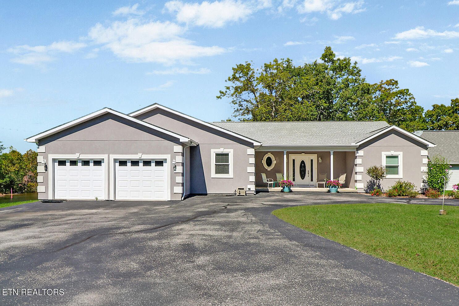 9419 Cherokee Trl, Crossville, TN 38572 | Zillow