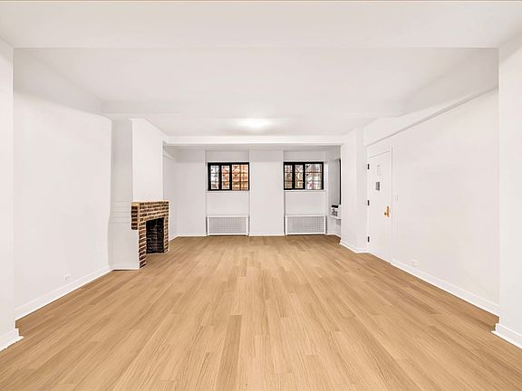 4th image of 310 E 44th St APT A