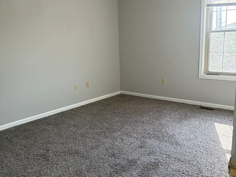 1099 Merrick Dr #6 — Photo 10