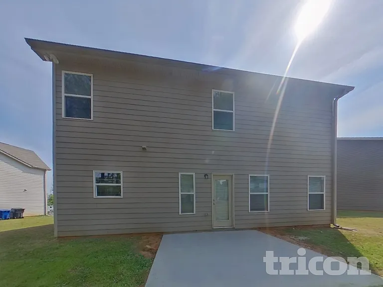 1013 Eldon Ln — Photo 15