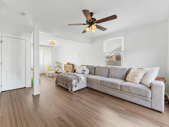 159 Seneca Avenue image 12 of 34