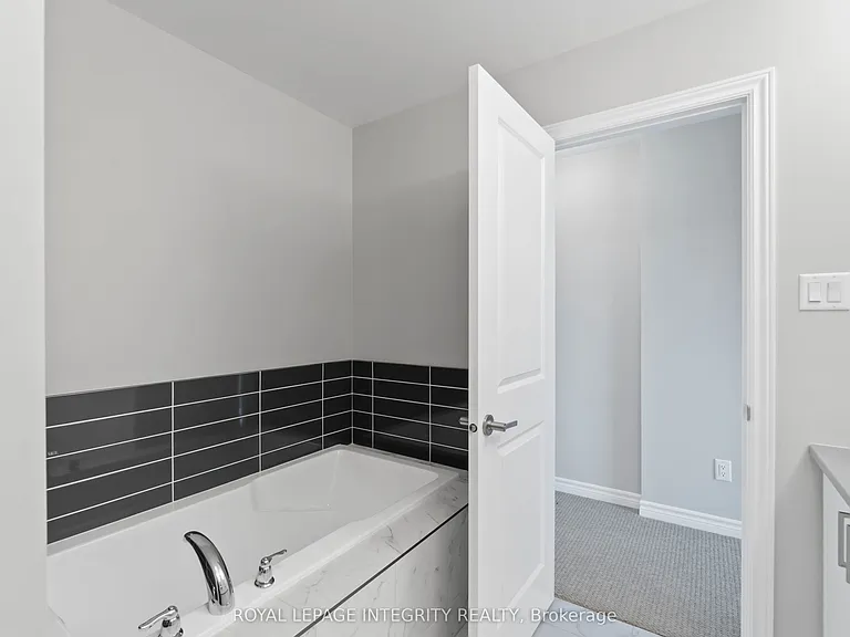 634 Fisher St — Photo 29