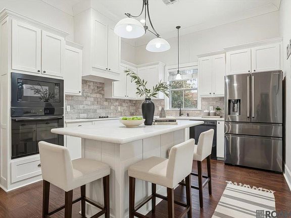 3rd image of 11721 N Milstead Pl