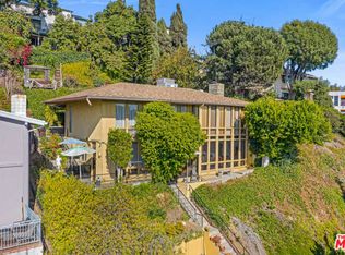 3631 Amesbury Rd, Los Angeles, CA 90027