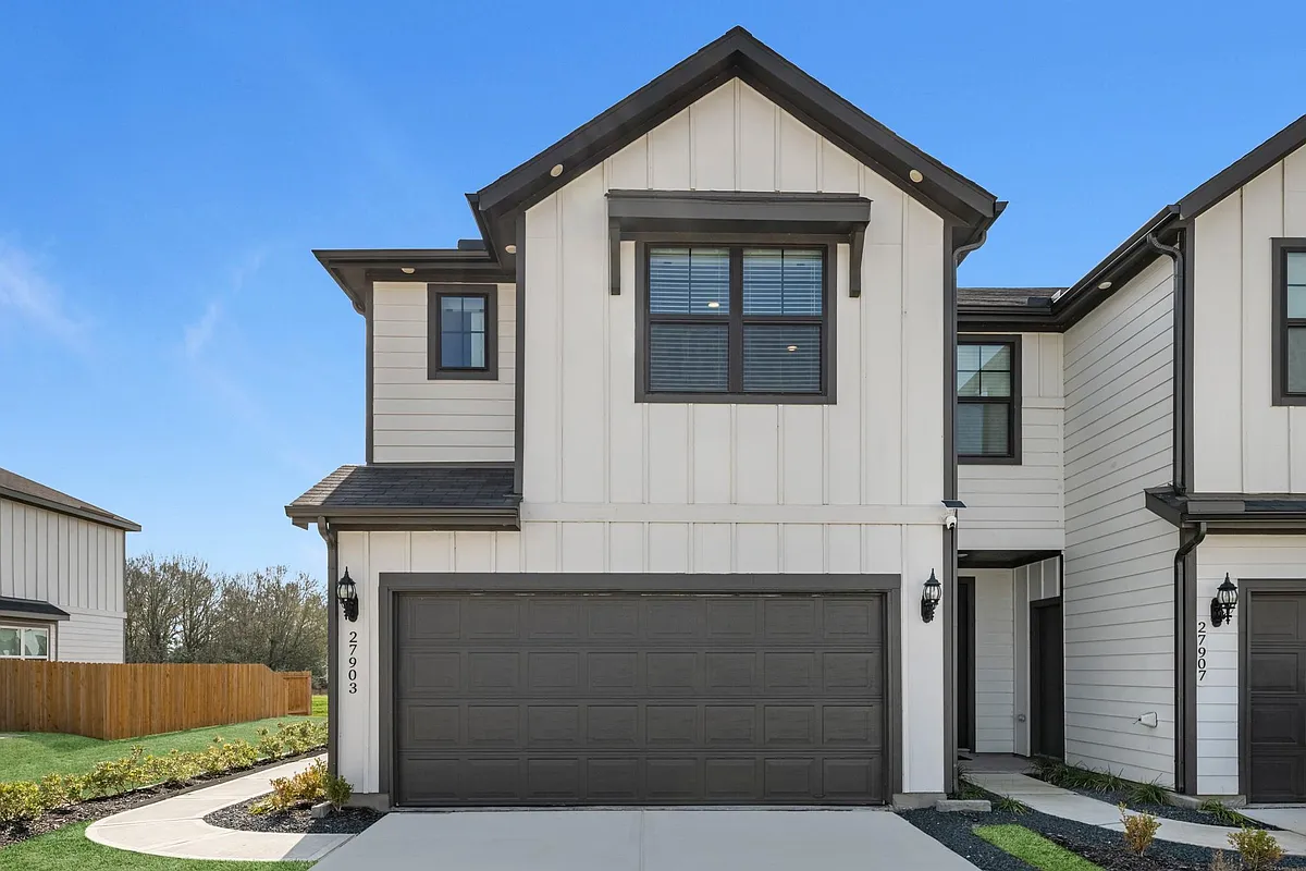 Building Photo - 27903 Western Creek Ct