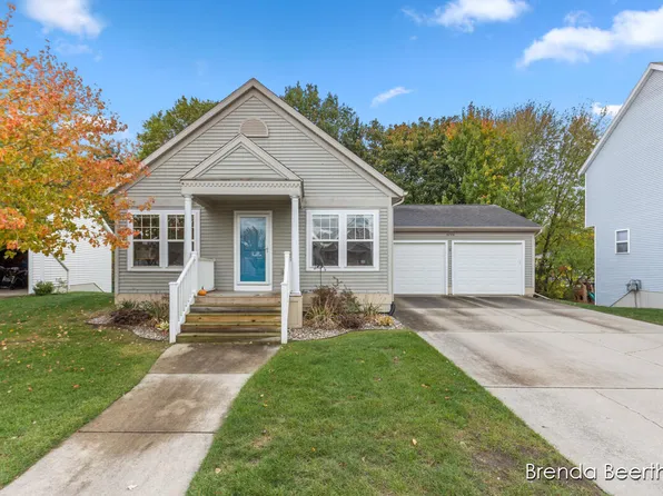 6240 Timber Dr, Allendale, MI 49401
