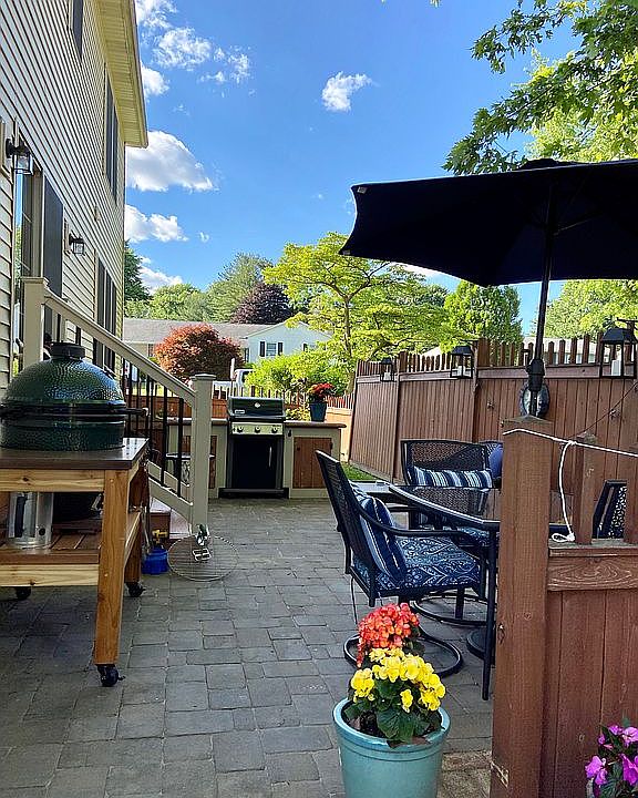 2nd image of 1702 Valette Dr