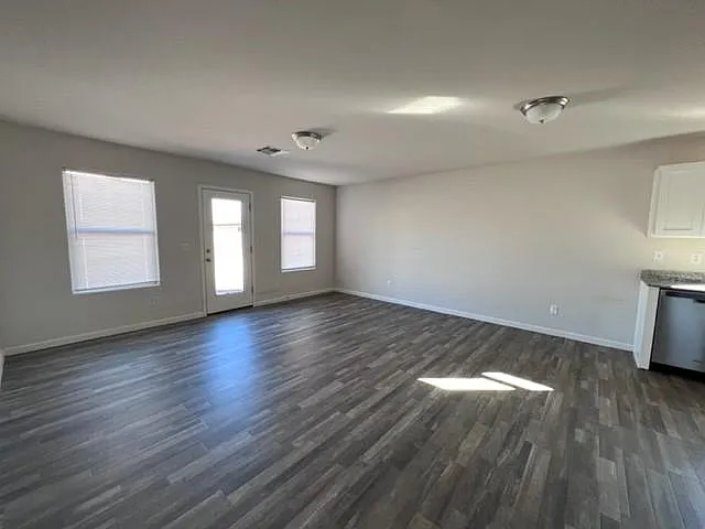 522 Ramar Rd — Photo 5