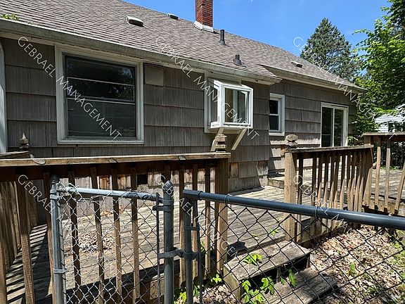 2nd image of 709 Westcombe Ave