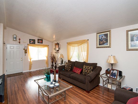 4th image of 3303 Regency Park Dr