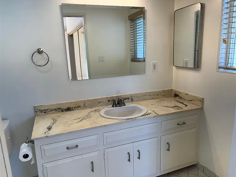 1331 S Patton Ave — Photo 10