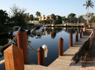 1120 Clam Ct, Naples, FL 34102