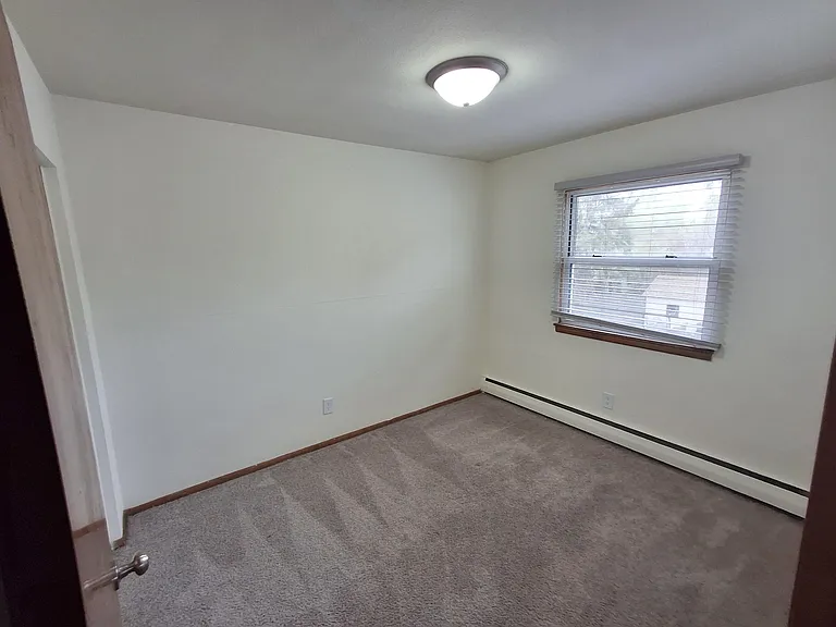 English Conway Place — Photo 62