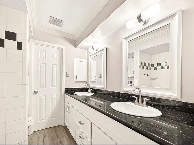 1418 Vermont St #3 — Photo 6