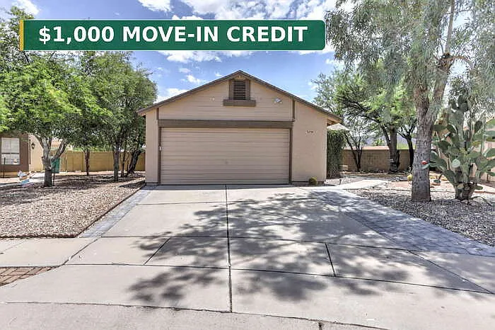 3039 W Calle Levante