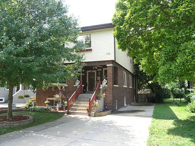 1st image of 138 S Lombard Ave