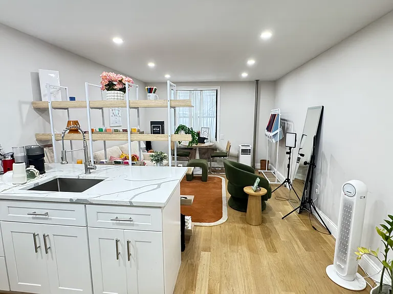 123 W 81st St #BF — Photo 3