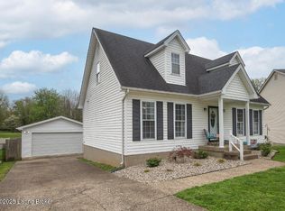 6102 Dalia Ct, Louisville, KY 40272