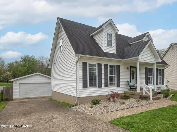 6102 Dalia Ct, Louisville, KY 40272