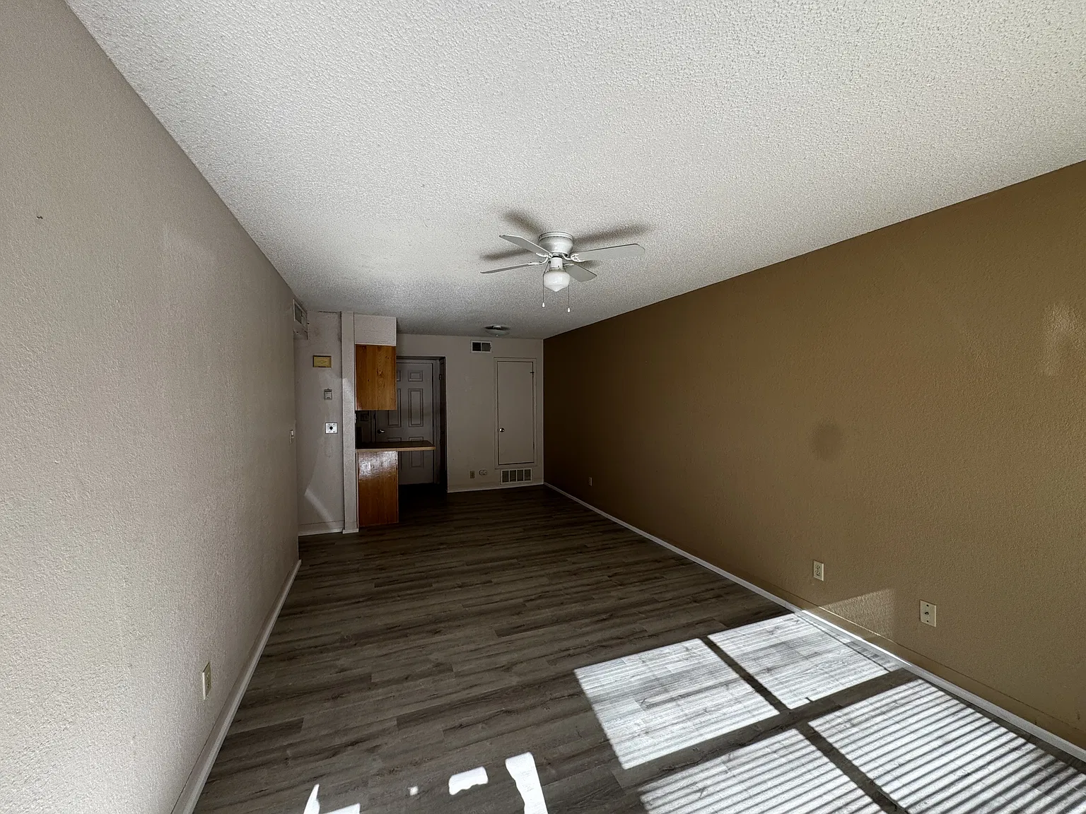 13340 Horizon Boulevard APT #40 - 3 — Photo 2