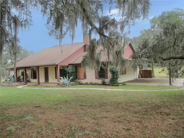9851 E Thomas Rd, Floral City, FL 34436
