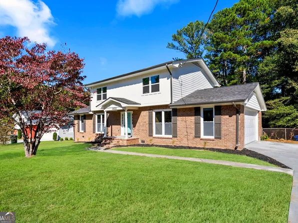 1632 Eldonlas Ct, Stone Mountain, GA 30087