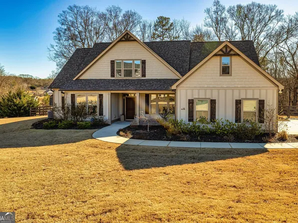 10 Cash Ct, Newnan, GA 30265
