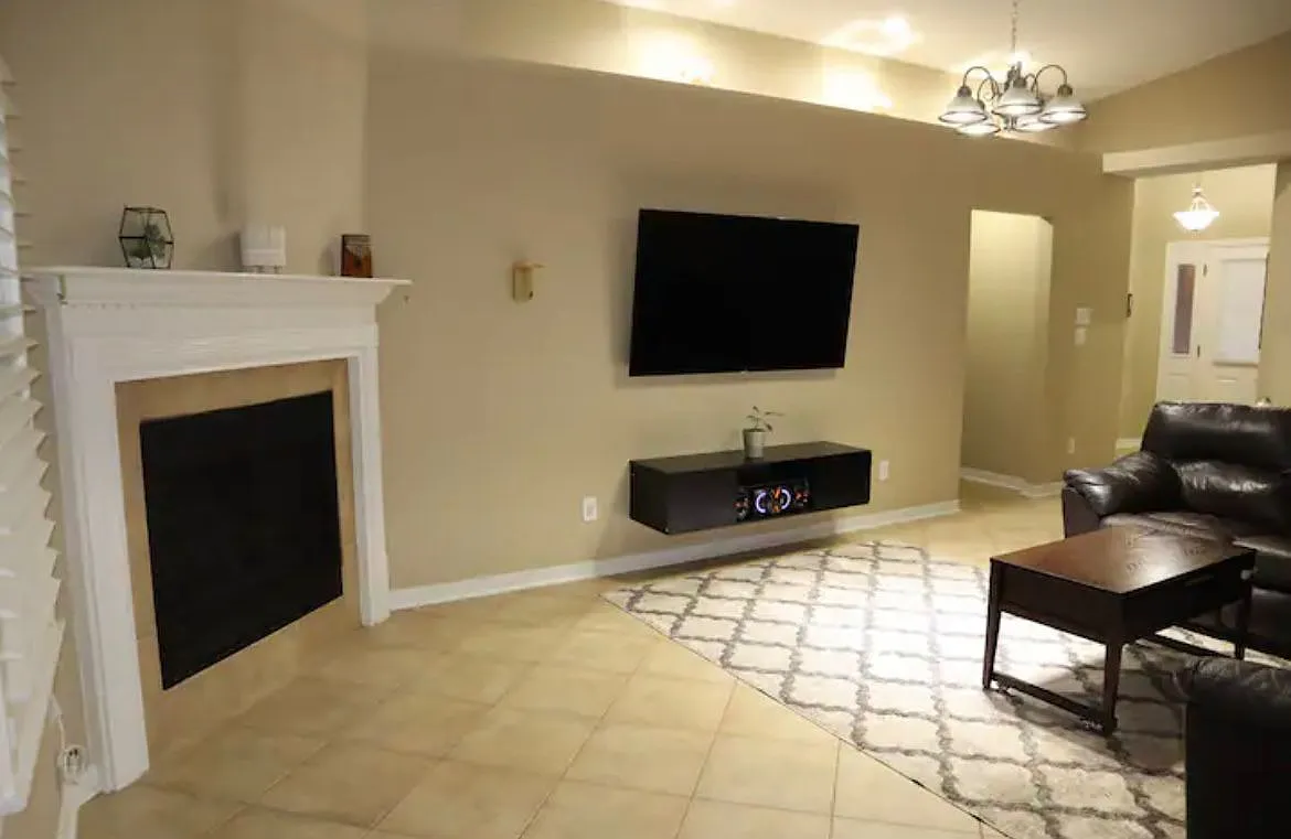 3 bed, 1543 sqft, $2,000 — Photo 4