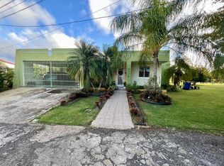 18 Reparto Bellas Flores Bo Borinquen Ctr #107, Aguadilla, PR 00603