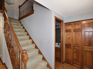 3406 Charlemagne Ln, St Charles, IL