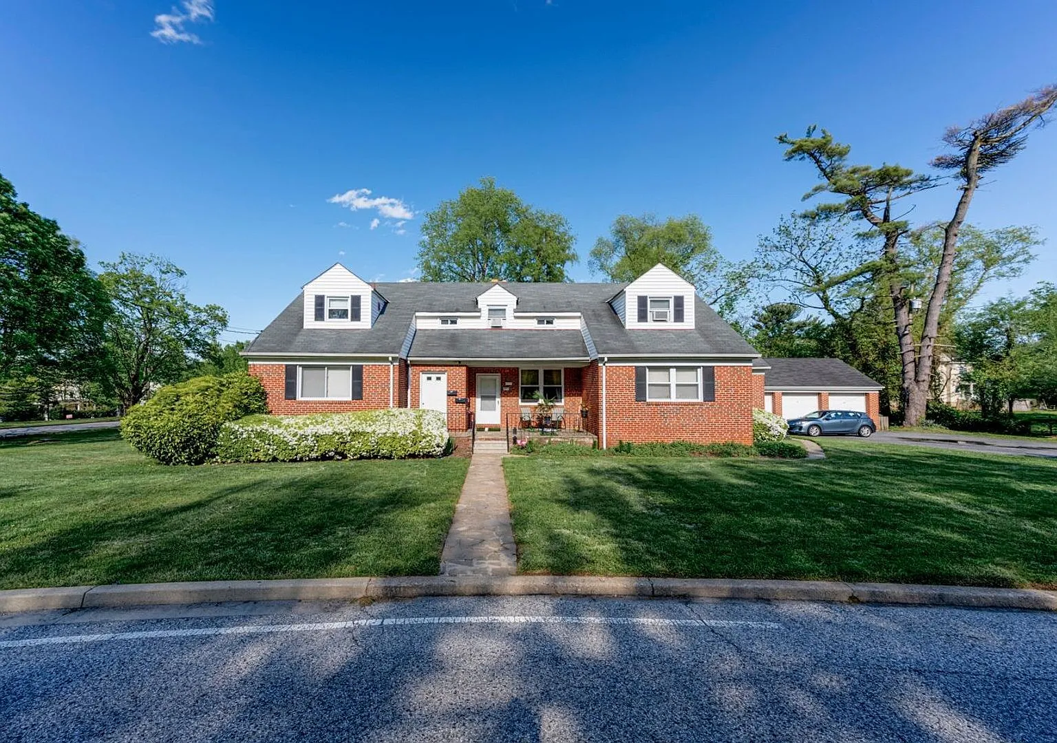 5511 Pimlico Rd — Photo 1