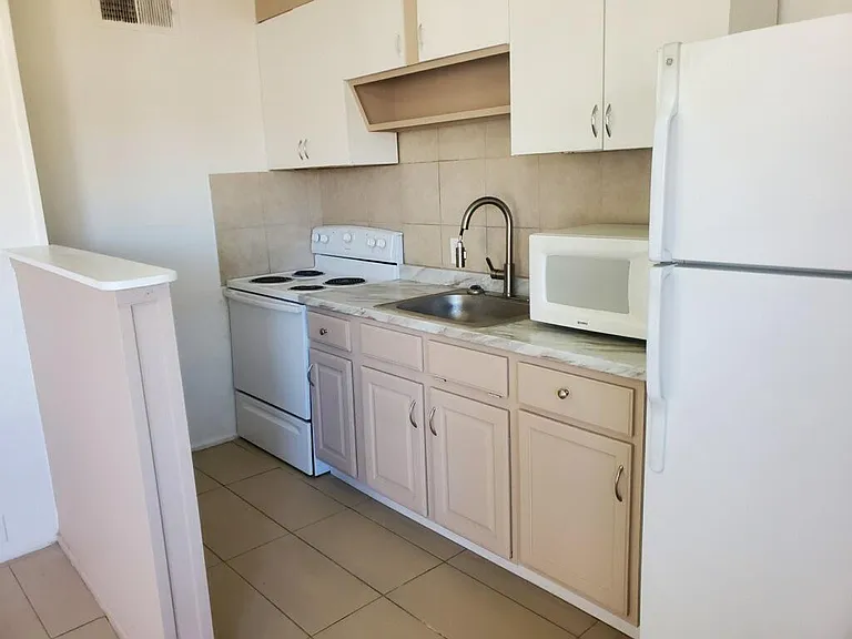 1209 Cunningham Dr #2 — Photo 9