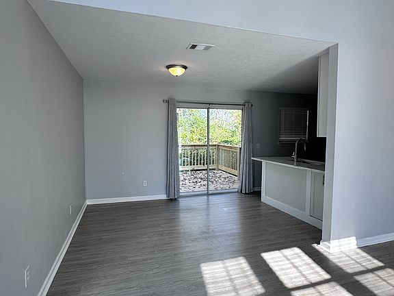 4th image of 7486 Shadow Bay Dr