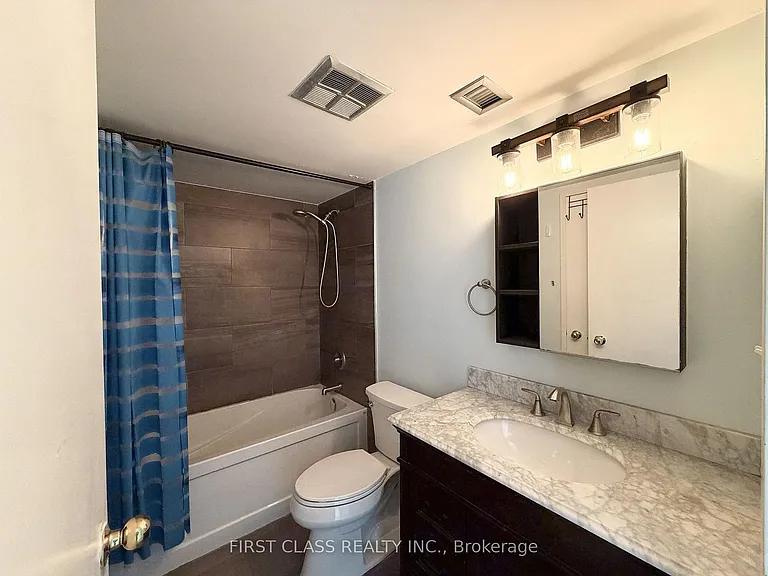 633 Bay St #2516 — Photo 25