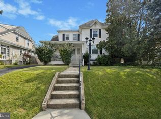 11 E Chelton Rd, Brookhaven, PA 19015
