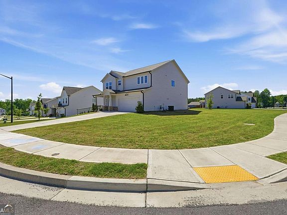 3rd image of 14 Ledgemont Way