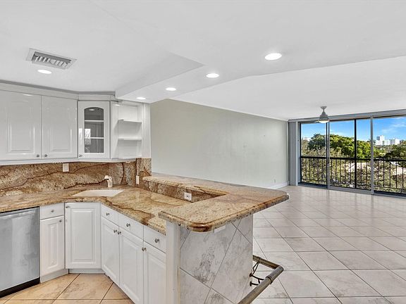 2nd image of 4501 NE 21st Avenue #408
