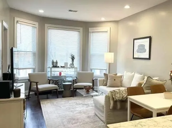 2736 N Wilton Ave #2, Chicago, IL 60614