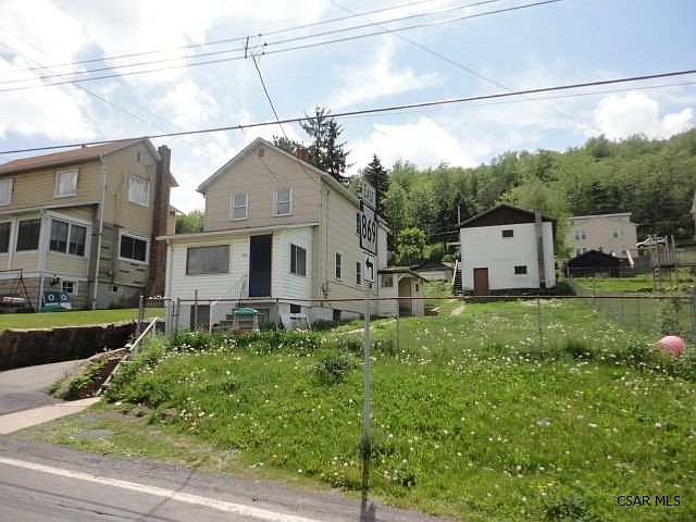 2nd image of 910 Cameron Ave