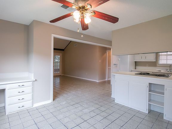 5th image of 219 McGuire Dr