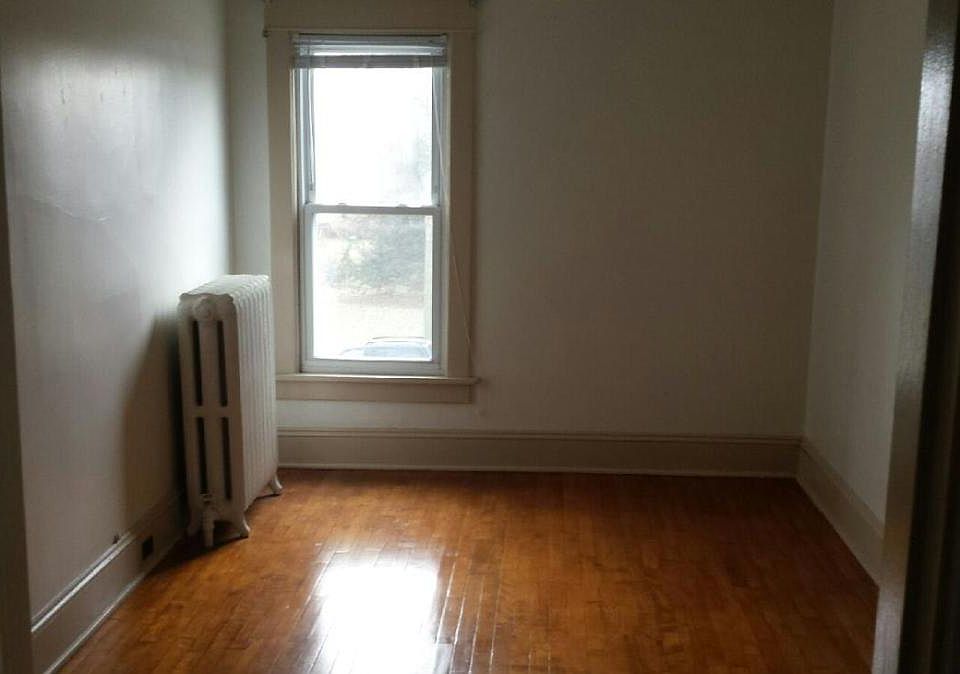 1st image of 1525 Mississippi St
