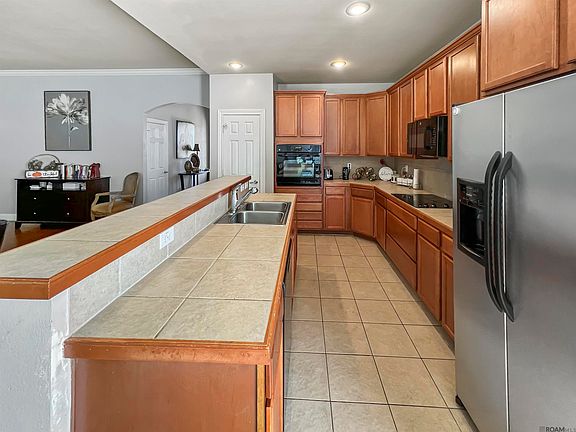 4th image of 2290 Brush Creek Ct