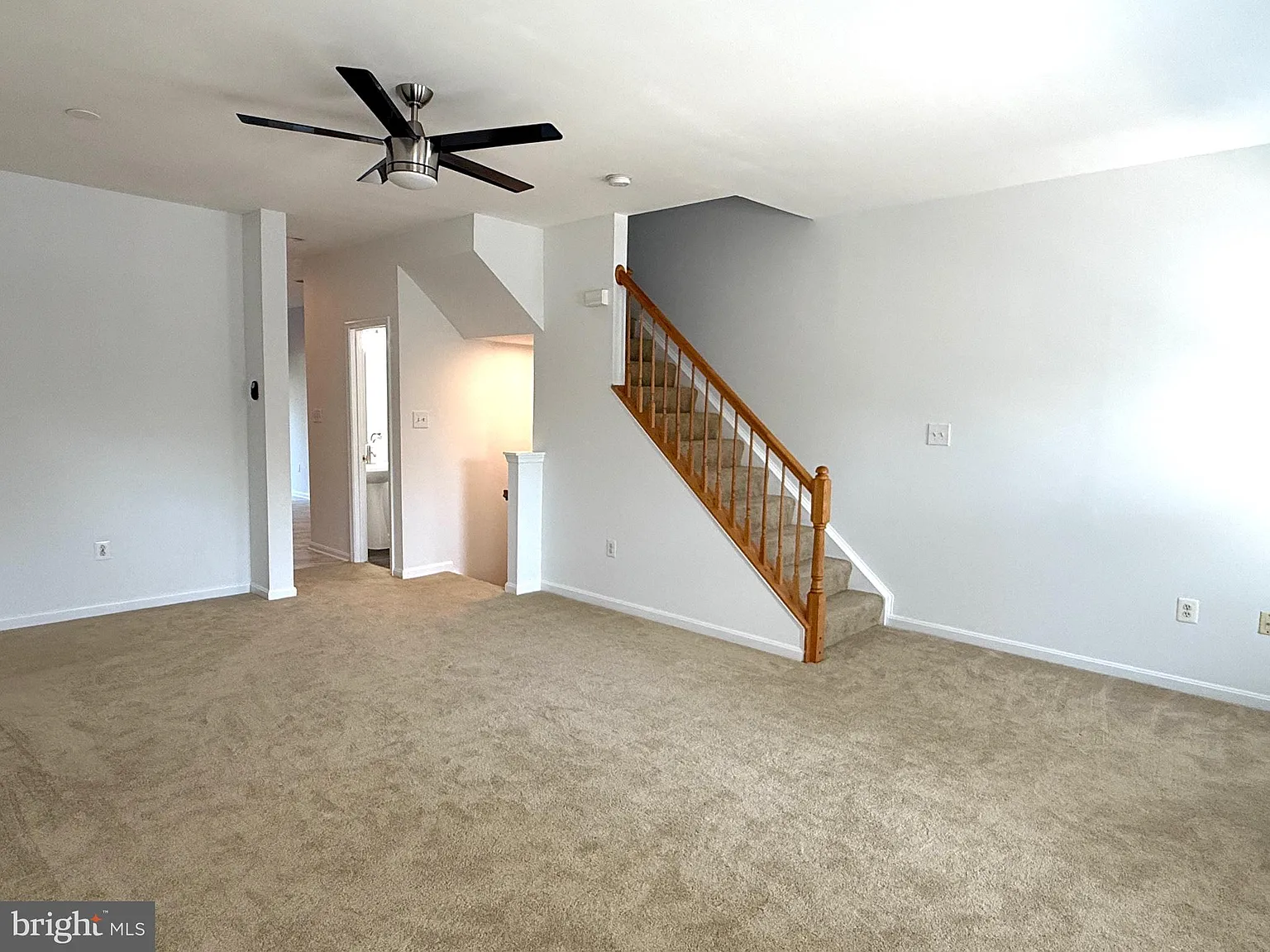 Glen Oaks Condo — Photo 4