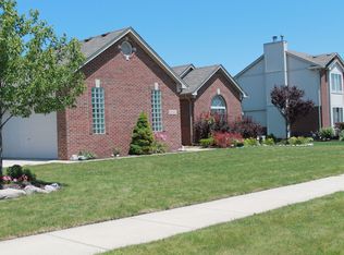 31140 Leopard Cir, Chesterfield, MI 48047