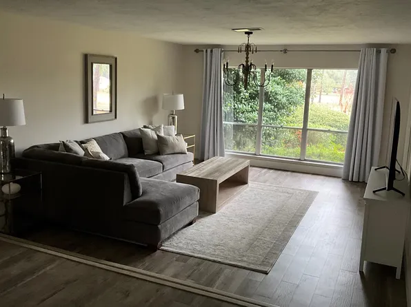 215 NW Fairway Hills Gln Unit 12, Lake City, FL 32055