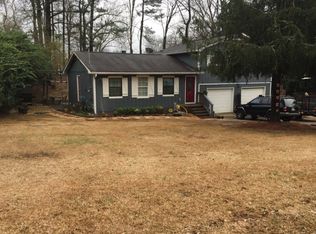 5368 Crossroads Dr, Acworth, GA 30102