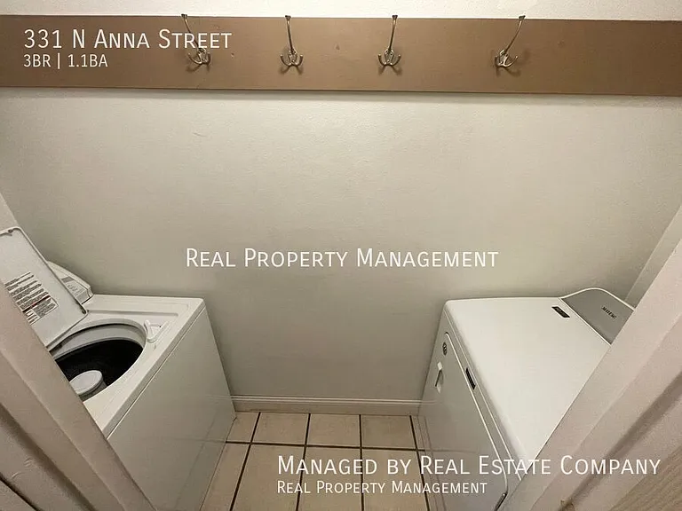331 N Anna St — Photo 13