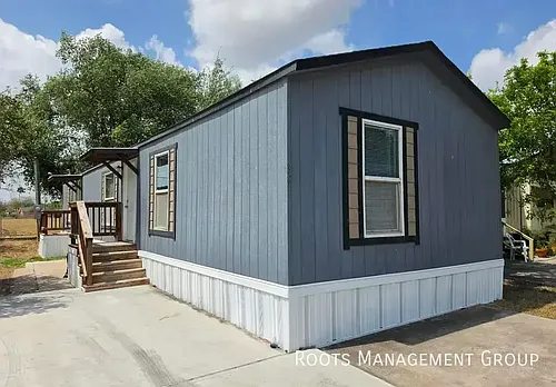 310 Hester Ave Photo 1
