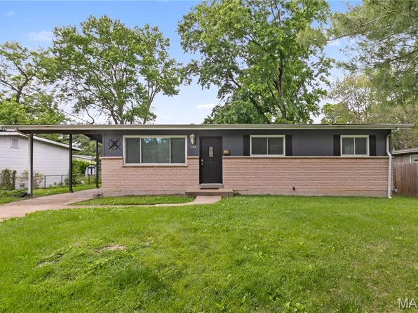 165 Humes Ln, Florissant, MO 63031